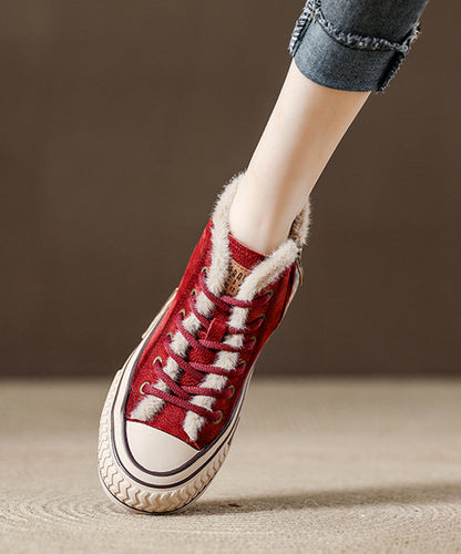 Zapatos planos informales con plataforma y empalme de piel de vaca roja con forro de lana afelpada