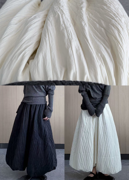 Lässiger weißer A-Linien-Rock mit extra weitem Saum aus feiner Baumwolle, Winter