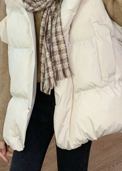 Lässige weiße, lockere Winter-Pufferweste mit Stehkragen und Taschen