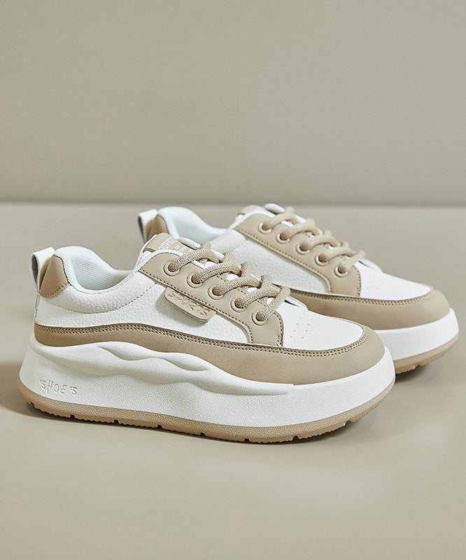 Lässige weiße Schuhe mit Plateau-Schnürung und hohem Keilabsatz