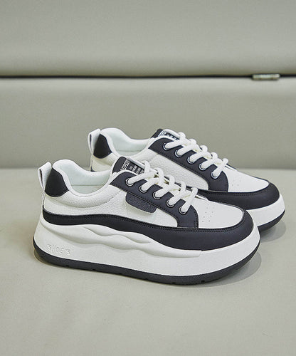 Lässige weiße Schuhe mit Plateau-Schnürung und hohem Keilabsatz
