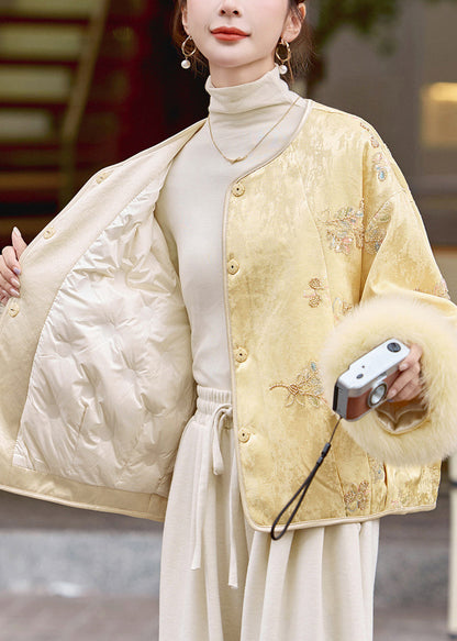 Lässige gelbe Wintermäntel aus besticktem Patchwork-Fuchsfell mit Entendaunenfüllung