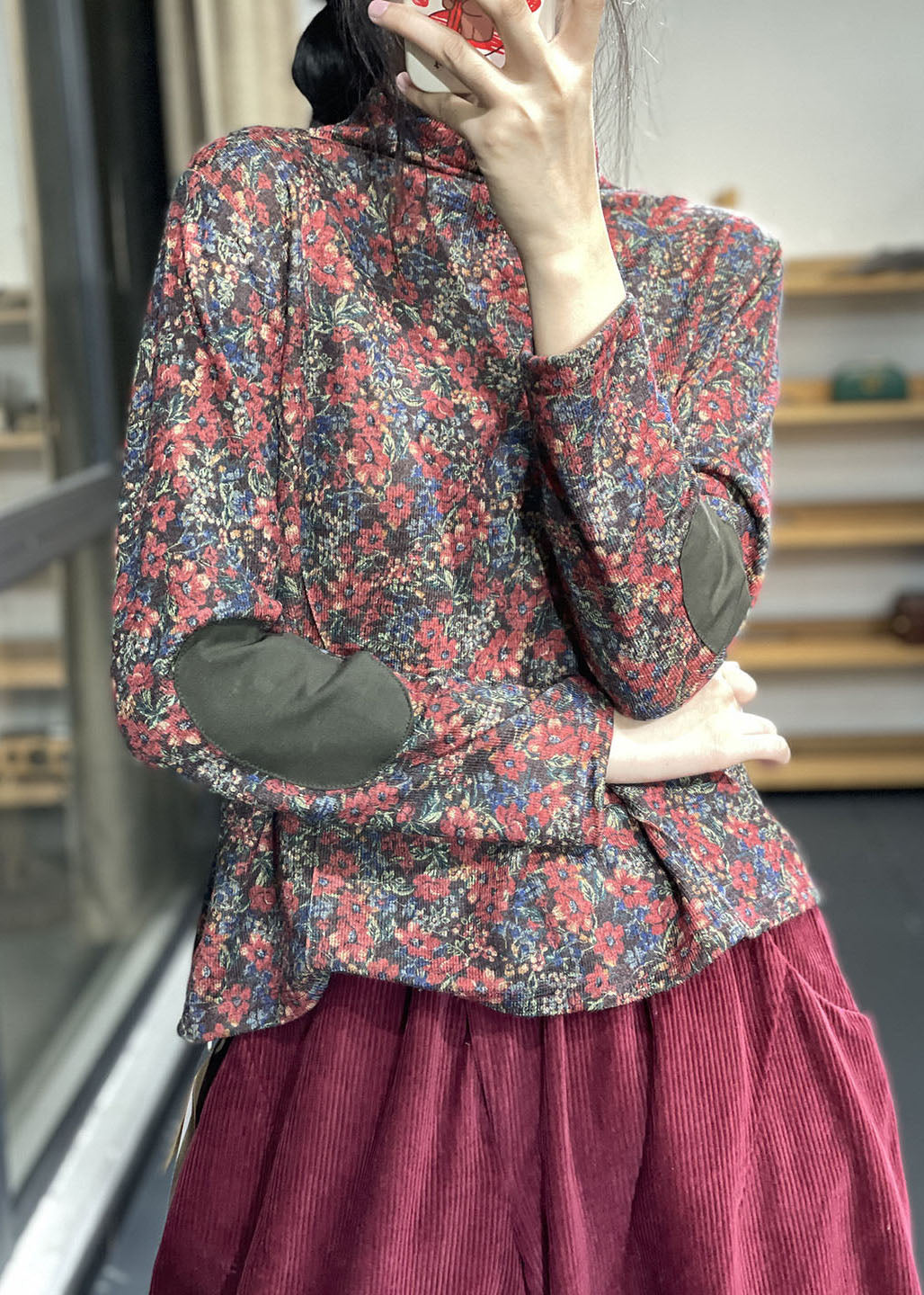 Lässiges gelbes Rollkragen-Baumwolltop mit Patchwork-Print für den Herbst