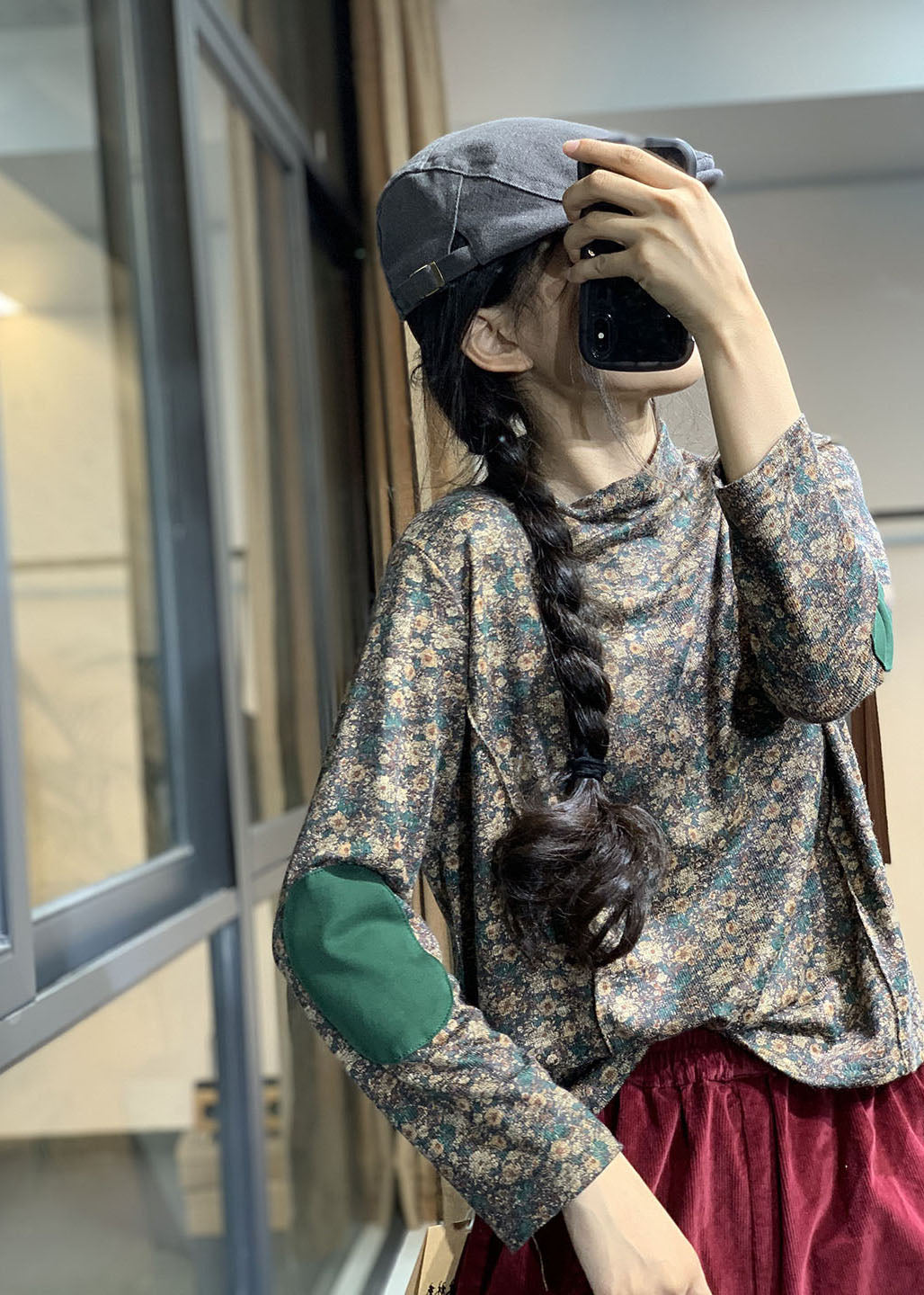 Lässiges gelbes Rollkragen-Baumwolltop mit Patchwork-Print für den Herbst