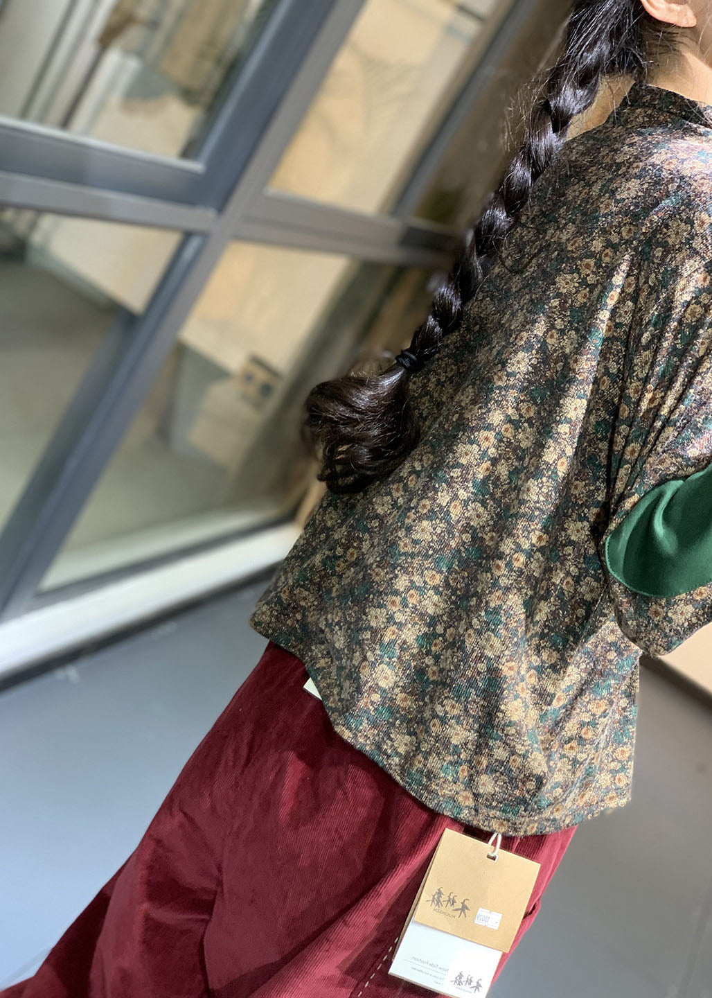 Lässiges gelbes Rollkragen-Baumwolltop mit Patchwork-Print für den Herbst