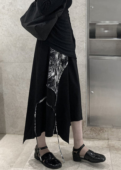 Schicker schwarzer, asymmetrisch bedruckter Baumwollrock in A-Linie für den Frühling