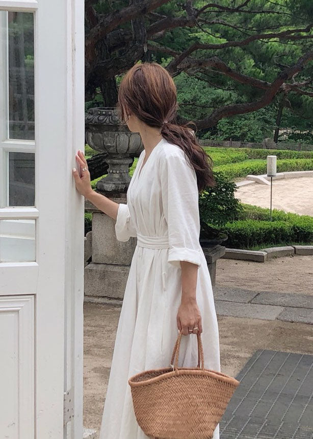 Schickes schwarzes Baumwollkleid mit Knöpfen, Frühling