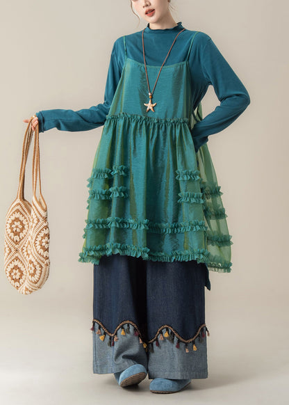 Conjunto de traje de tres piezas con camiseta y pantalón de tirantes finos y volantes azules elegantes para primavera.