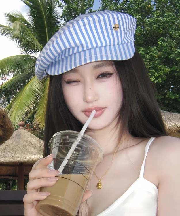 Chic Blue Striped Versatile Beret Hat