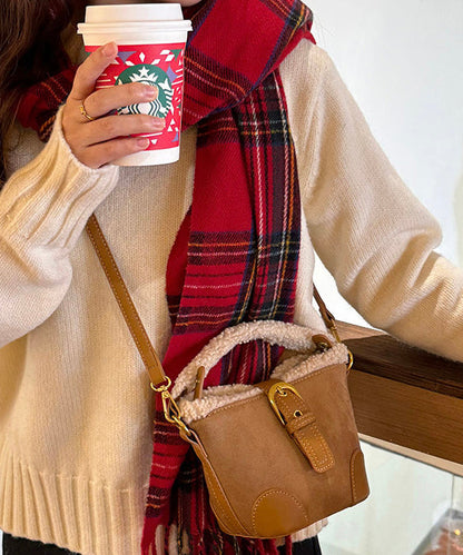 Elegante bolso tipo cubo de ante con patchwork de piel sintética marrón