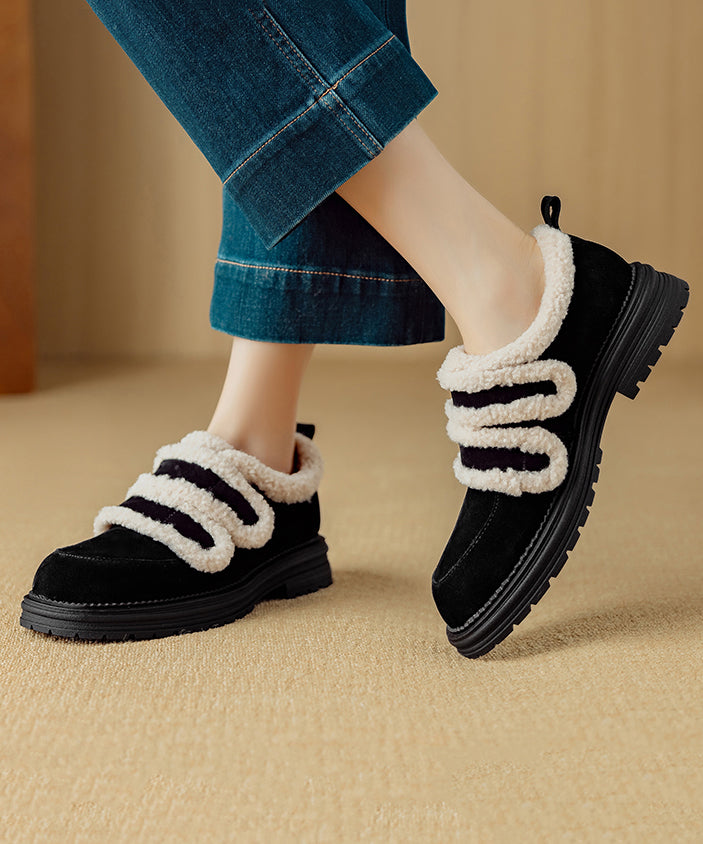 Elegante braune Plateau-Ballerinas aus flauschigem Wollfutter mit Wildleder-Einsätzen