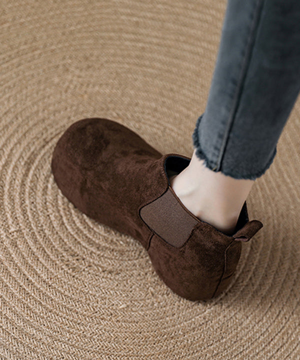 Schicke Wildlederstiefel in Kaffeebraun mit flauschigem Wollfutter