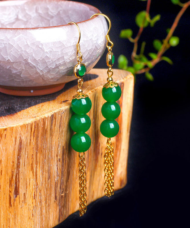 Elegantes pendientes colgantes con borlas de jade en oro de 14 quilates y plata de ley verde dorada