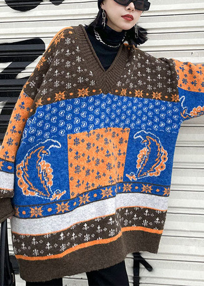 Schicke khakifarbene, lockere Strickpullover mit V-Ausschnitt und Print für den Herbst