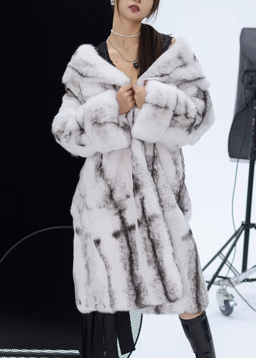 Abrigo de piel de conejo con cuello Peter Pan amarillo claro elegante para invierno