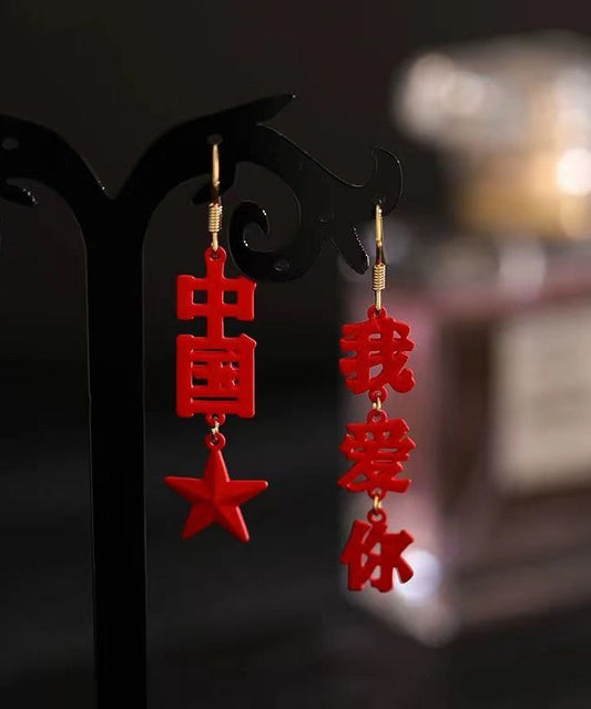 Pendientes colgantes de aleación de cobre rojo con diseño de "Te amo" de China
