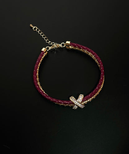 Elegantes rotes Lederarmband aus Kupferlegierung mit Zirkonia