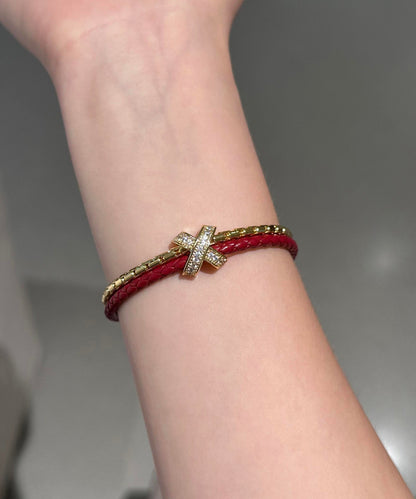 Elegantes rotes Lederarmband aus Kupferlegierung mit Zirkonia