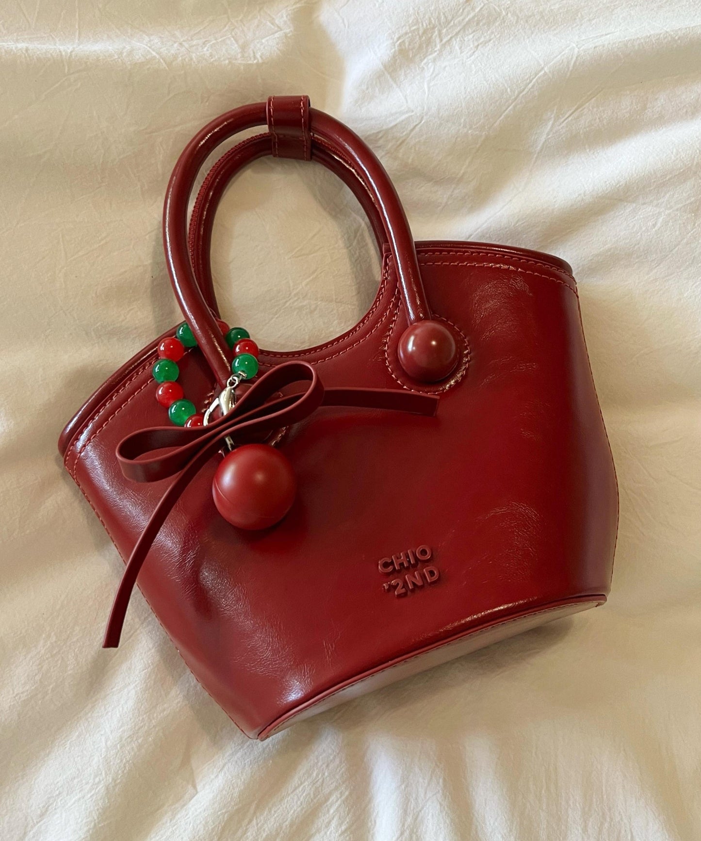 Chic Red Solid Durable Calf Leather Tote Handbag