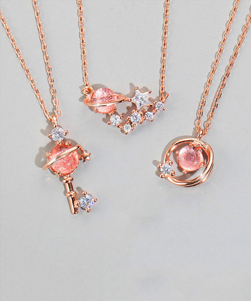 Elegante collar con colgante de tres piezas de cielo estrellado y circón con incrustaciones de gemas en oro rosa dorado