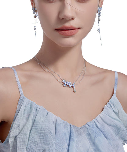 Chic Silk Copper Alloy Zircon Floral Pendant Necklace