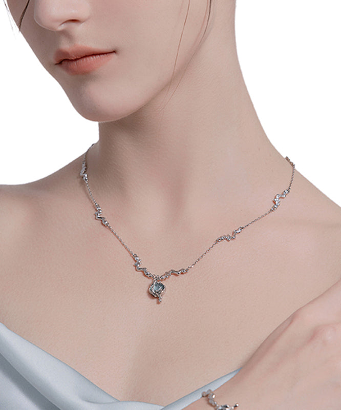 Chic Silk Copper Overgild Gem Stone Pendant Necklace