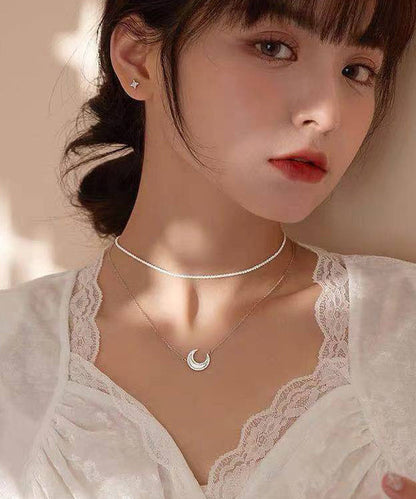 Schicke Halskette aus Sterlingsilber mit Mondanhänger