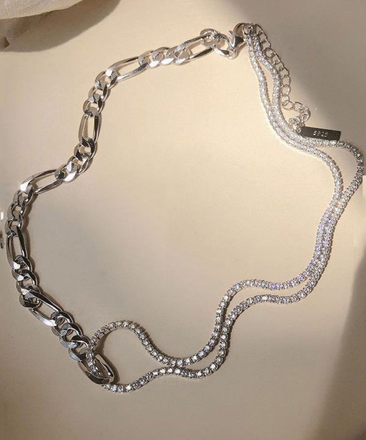 Schicke Halskette aus Sterlingsilber mit eingelegtem Zirkonia