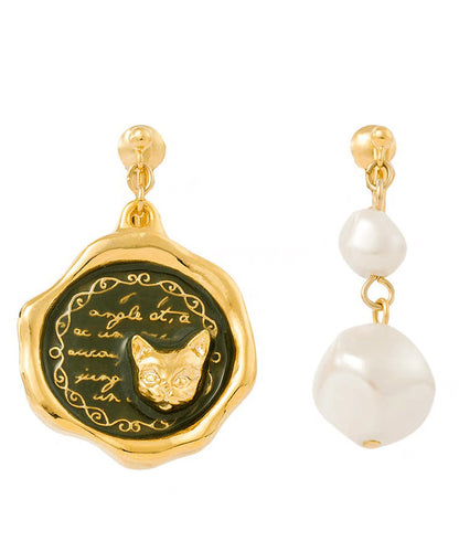 Elegante asymmetrische Ohrhänger mit Perle und Perlenbesatz aus Sterlingsilber mit Goldauflage