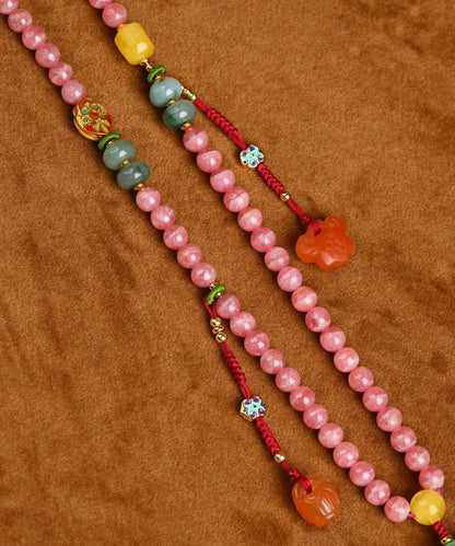 Collar elegante con colgante de cuentas de jade rojo agua y gemas de perla