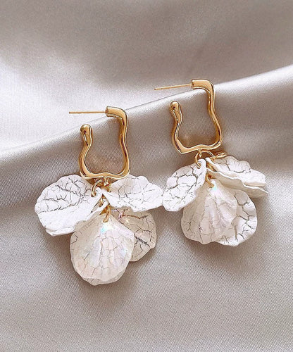 Elegantes pendientes colgantes florales de cobre blanco dorado