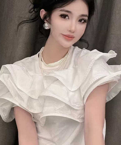 Schicke Halskette mit weißem Perlen-Patchwork-Anhänger und Quaste