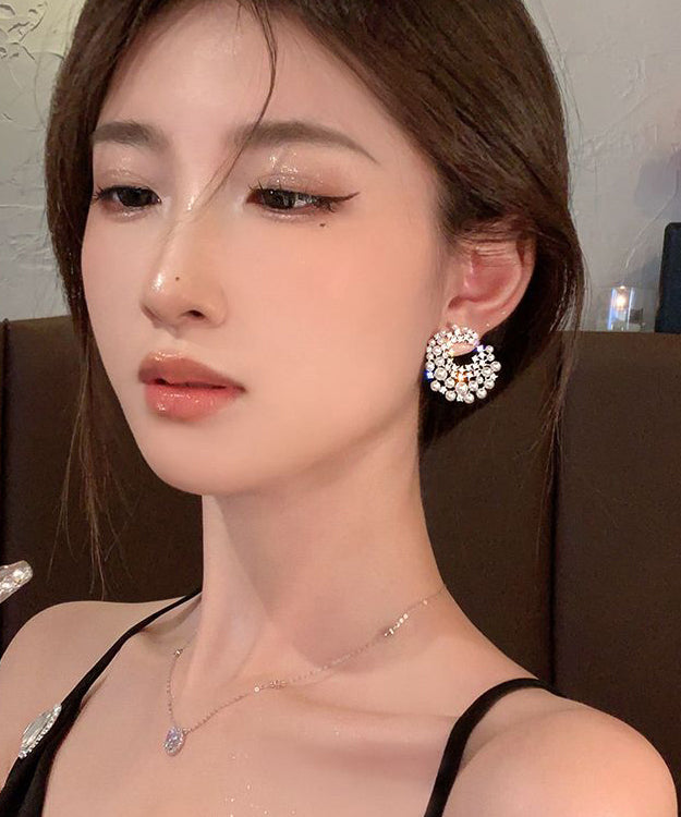 Elegantes pendientes de aro con perla y circonitas de aleación de plata de ley blanca