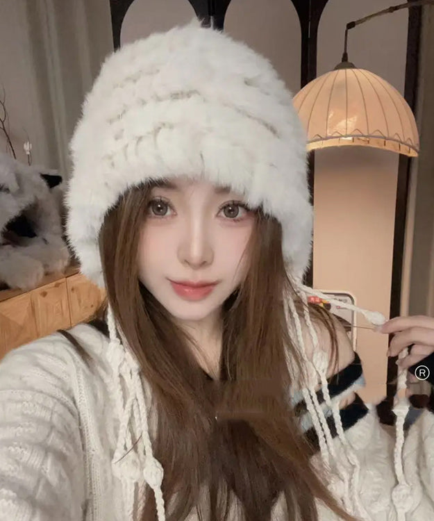 Gorro Bonnie de lana de conejo con borlas blancas y elegante