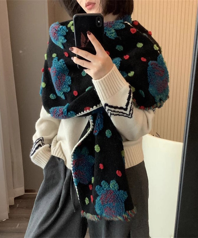 Chic Wool Blend Three-Dimensional Flower Embroidered Scarf