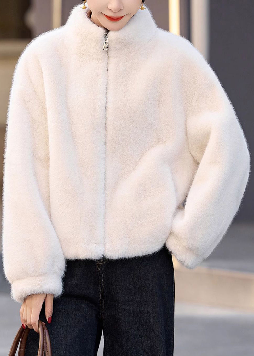 Schicker gelber Stehkragen-Kurzmantel aus Kunstpelz mit Reißverschluss für den Winter