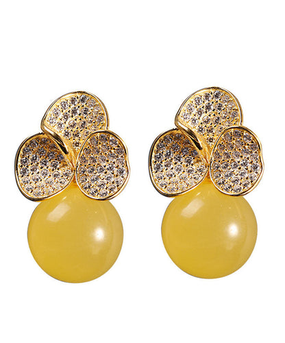 Schicke Ohrstecker mit Blumenmotiv aus gelbem Sterlingsilber mit Bienenwachsüberzug