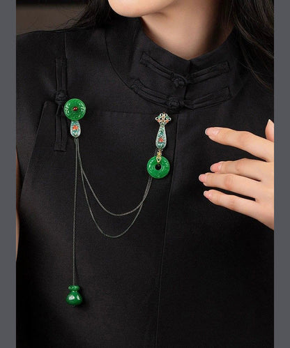 Broschen im chinesischen Stil mit grünen Jade-Cloisonné-Quasten und Granatapfel-Granat-Verzierungen
