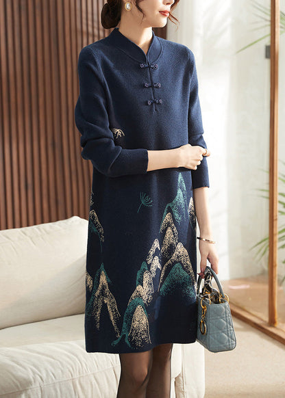 Langes Strickkleid aus Baumwolle im chinesischen Stil mit marineblauem Print und Quasten, Frühlingskleid