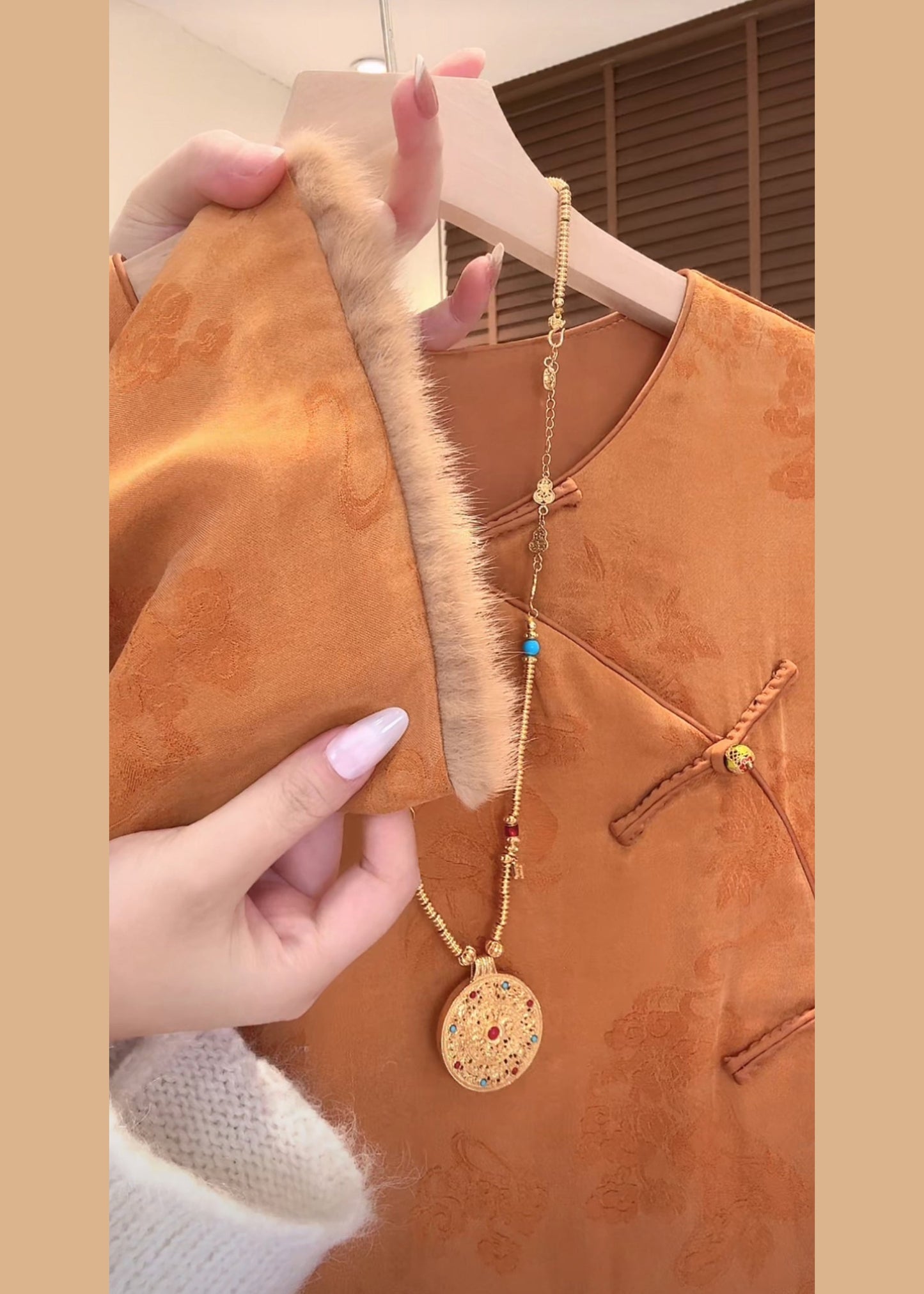 Chinese Style Orange O-Neck Mink Hair Patchwork Shirt Fall