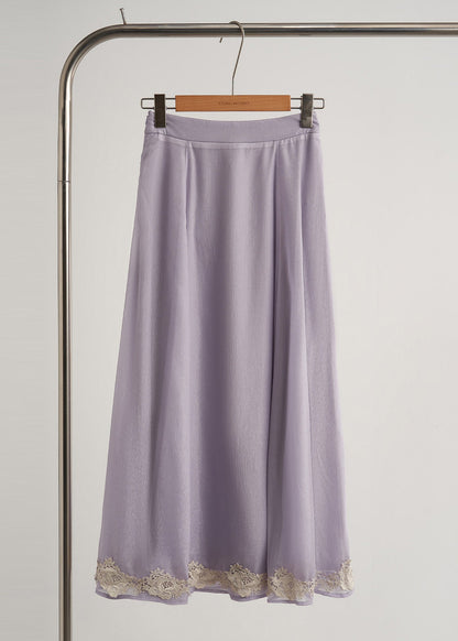 Zweiteiliges orientalisches Outfit im chinesischen Stil mit lila Seidenmuster, Frühlings