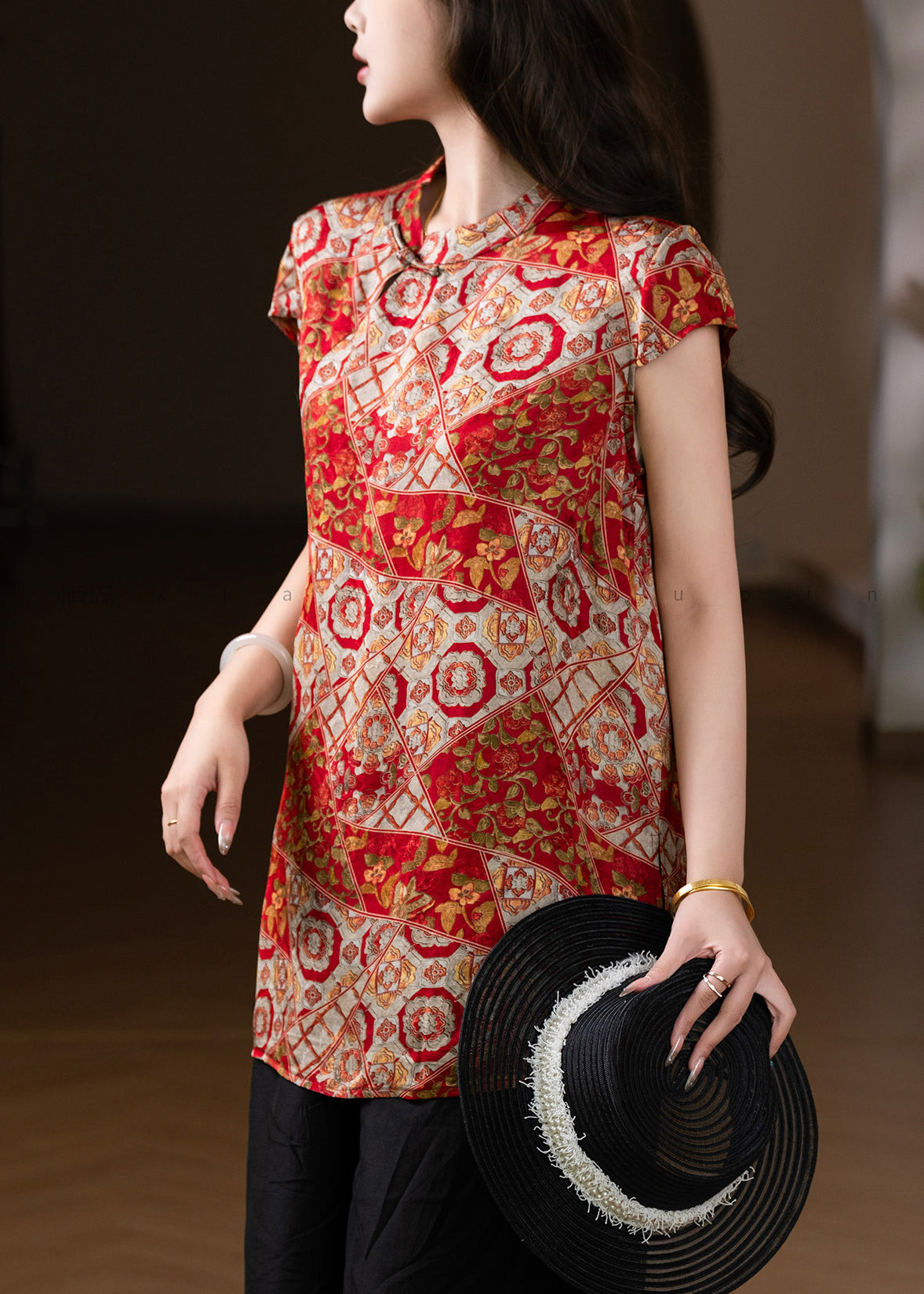 Chinese Style Red Print Side Open Silk Top Short Sleeve