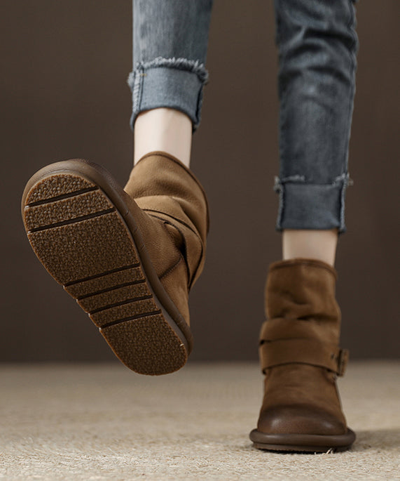 Bequeme Stiefel aus schokoladenbraunem Rindsleder mit Schnallenriemen