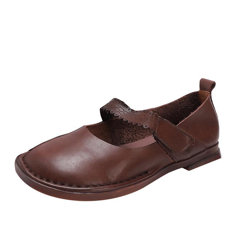 Chocolate Flat Shoes Genuine Leather Fine Embossed Flat Feet Shoes - SooLinen