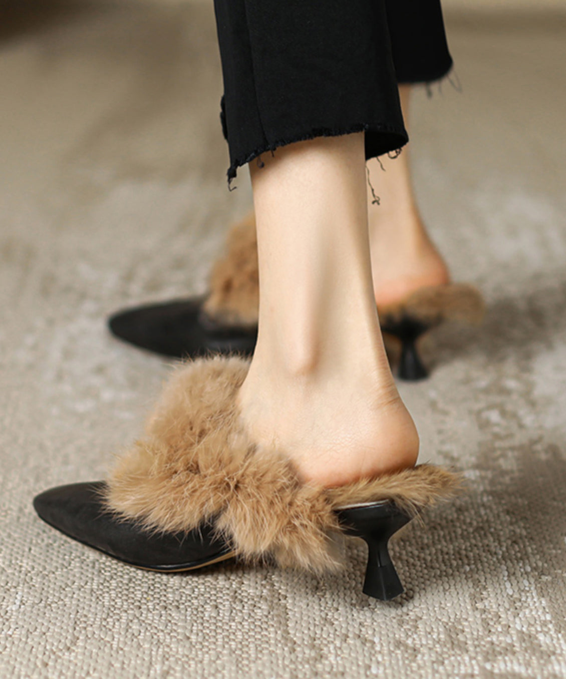 Zapatillas de piel de oveja color chocolate con forro de lana afelpada