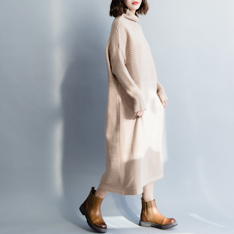 Weihnachtspullover-Kleid-Outfit in Übergröße mit hohem Halsausschnitt, hautfarben, DIY-Strickkleid