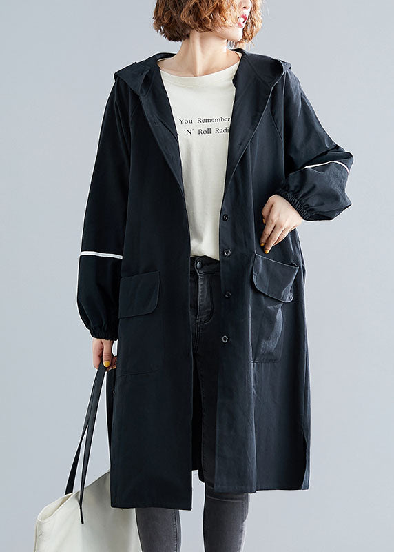 Edler schwarzer, lockerer, langärmliger Kapuzenmantel mit Knopftaschen