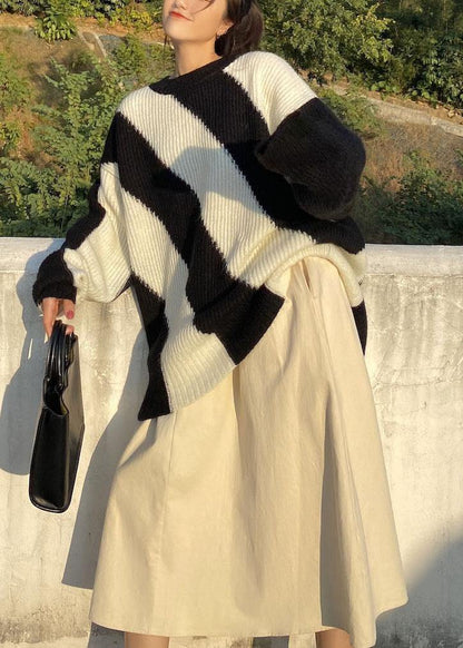 Classy Black O-Neck Loose Fall Winter Sweater - SooLinen