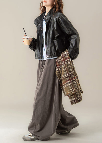 Eleganter schwarzer Stehkragenmantel aus Kunstleder mit Kordelzug für den Frühling