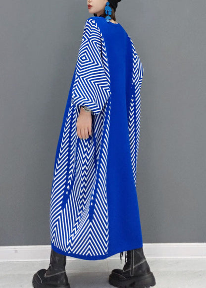 Edle blau gestreifte Strick-Lange Kleider Frühling